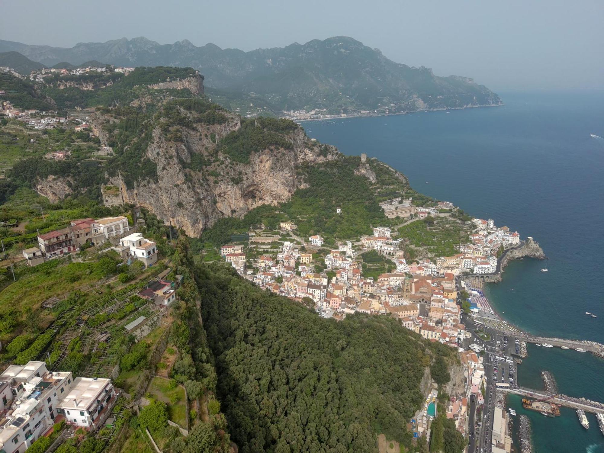 La Lucciola Daire Amalfi Dış mekan fotoğraf